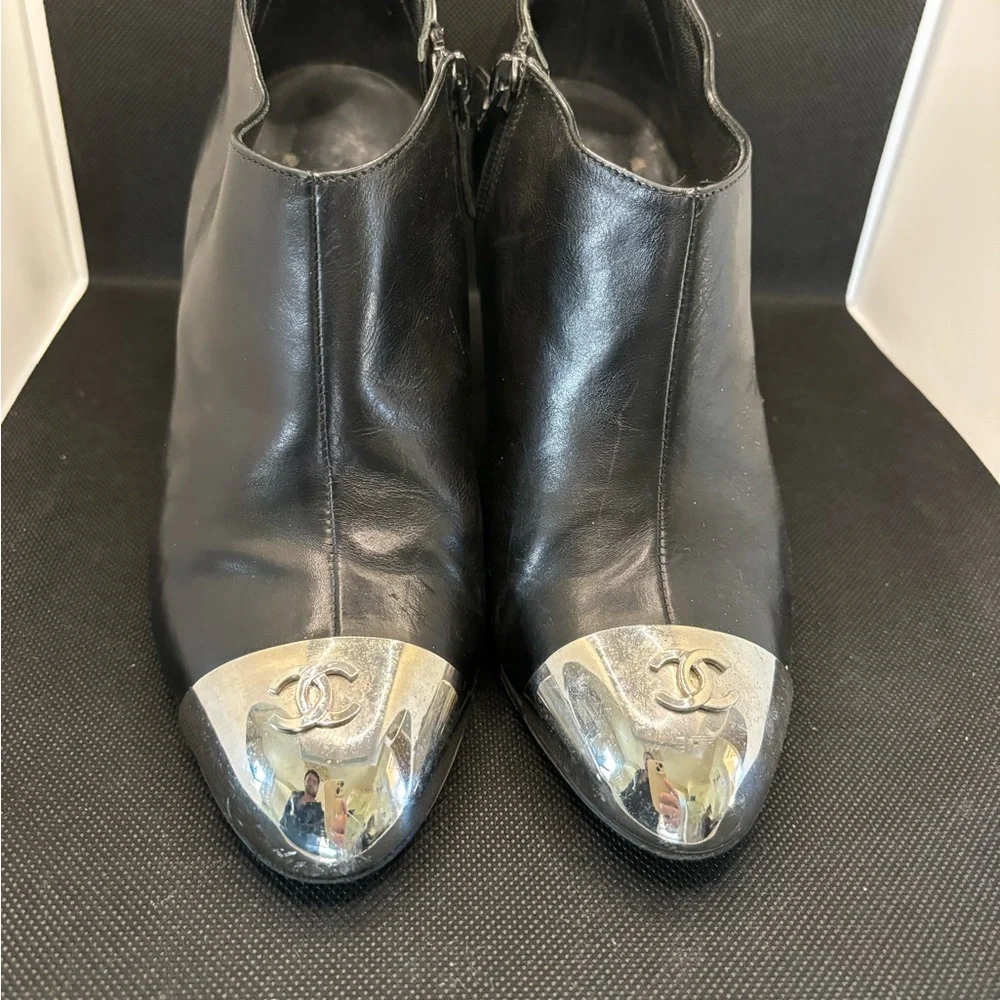Women’s Chanel Slip On Healed Boots - Picture 9 of 10